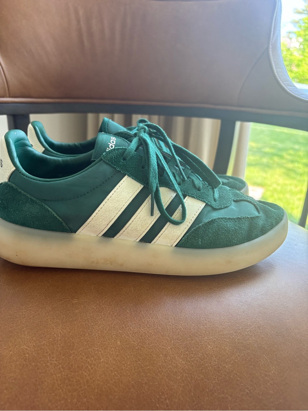 adidas Green and White Athletic Shoes men size 9.5 - Picture 2 of 5